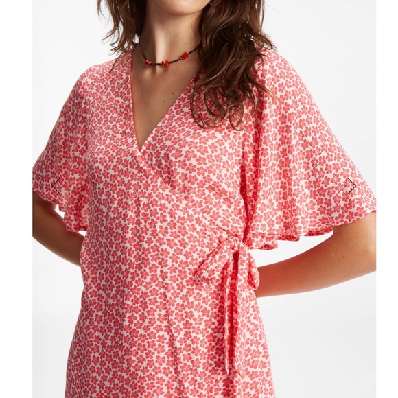 NWT Billabong All For You Mini Wrap Dress - Picture 2 of 8